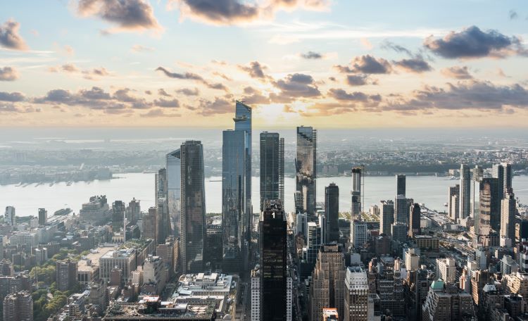 New-York-City-Flight-to-quality-Generic-Card-750x456