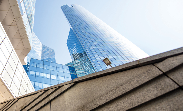 macro-outlook-section-capmkts