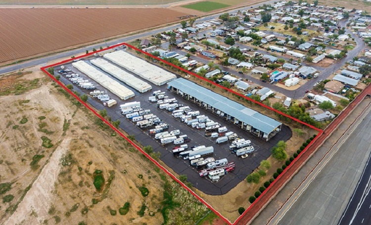 PHOENIX - Arizona Storage Center Sale