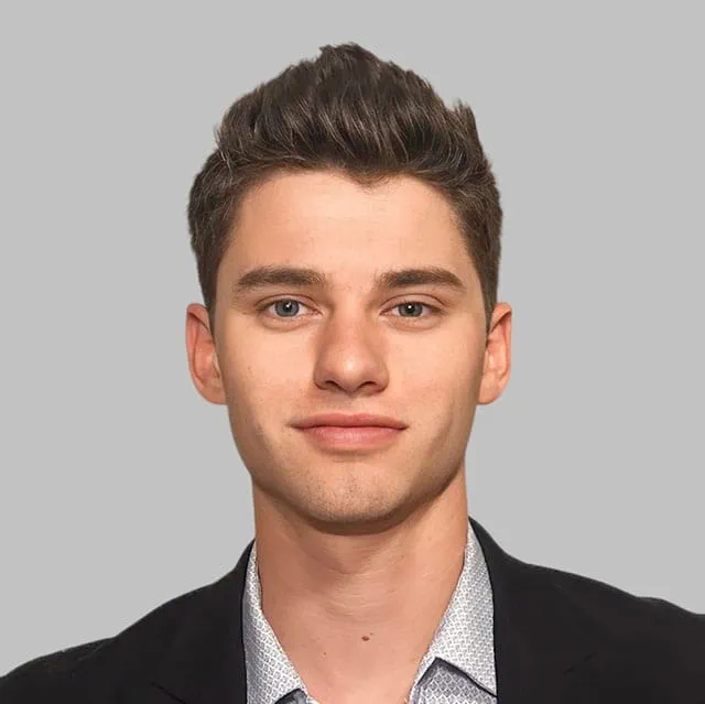 Theo-Petrie-Headshot