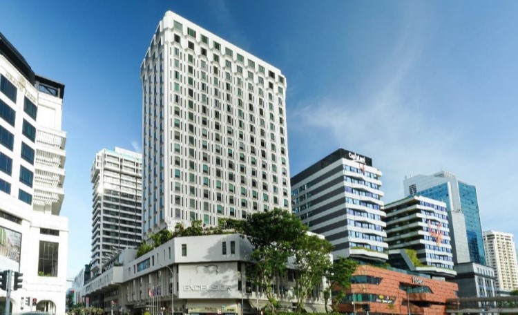 Excelsior Hotel and Shopping Complex Up for Collective Sale