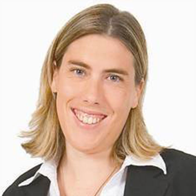 Christina-Gassmann_Headshot_Aus