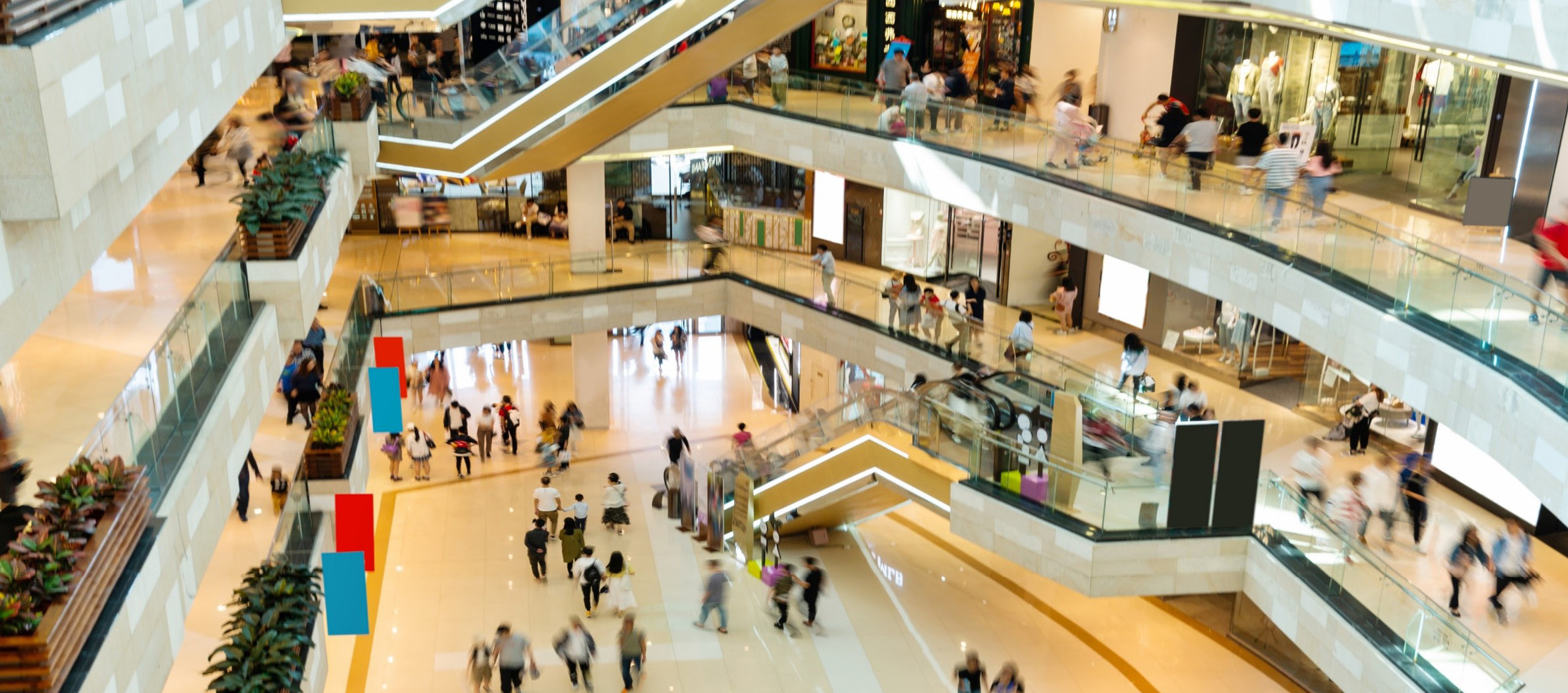 LES GRANDES MUTATIONS DES CENTRES COMMERCIAUX