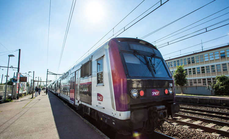 Valeurs locatives Bureaux Île-de-France - station de RER