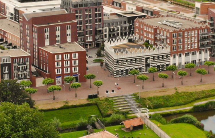 Ode aan de woningcorporatie - small
