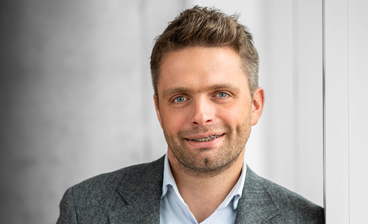 Szczepan Gowin, Head of Industrial 