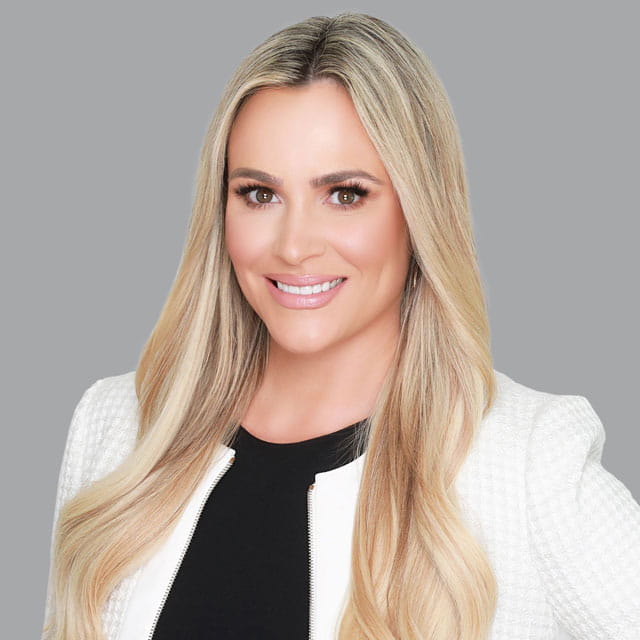 Alexandra Loye