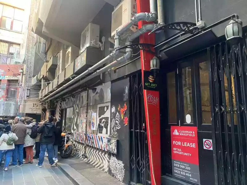 Fitted Boutique Cafe Site