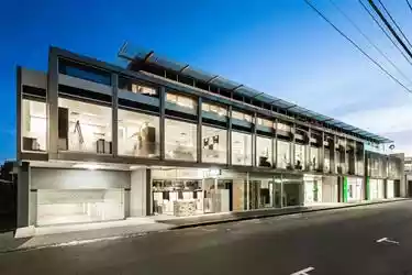 4 Amsterdam Street