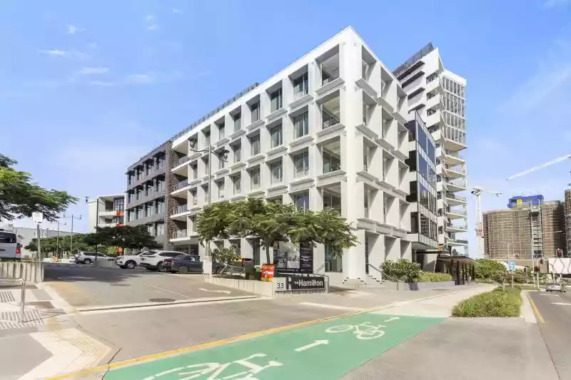 Brand New Fitted Suites In The Heart of Hamilton