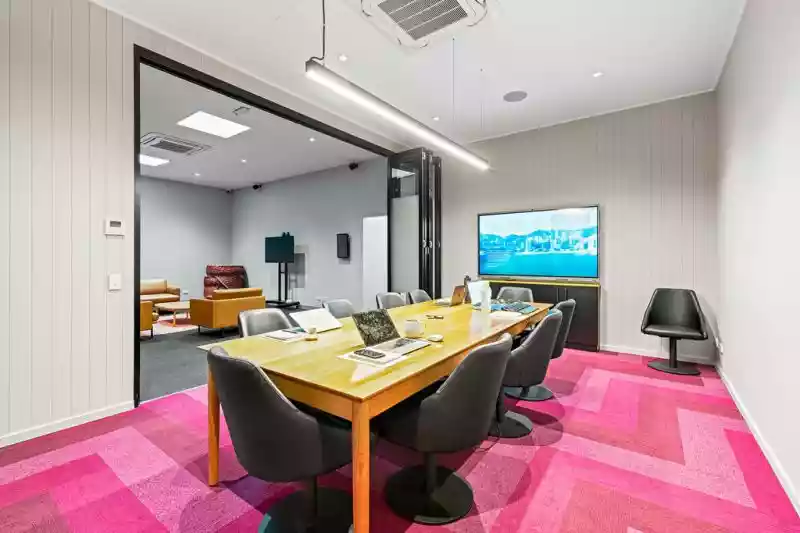 2/14-28 Dunhill Crescent