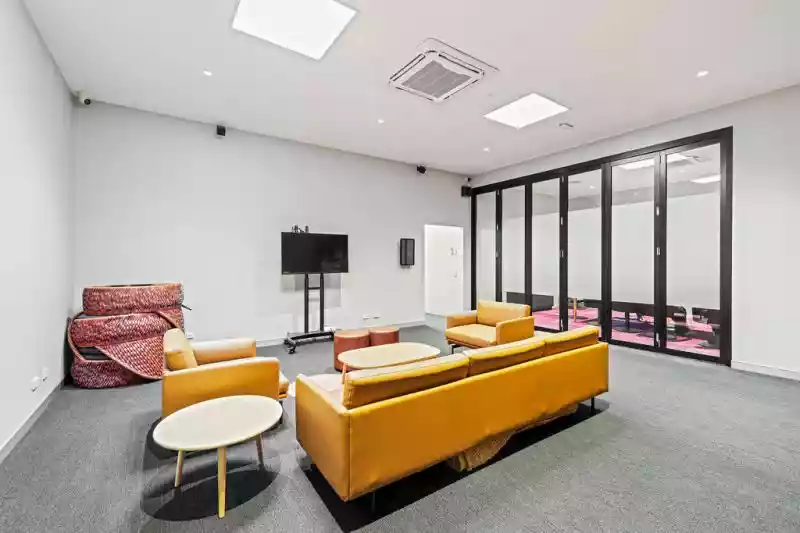 2/14-28 Dunhill Crescent