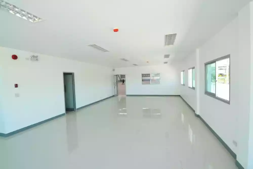 Factory and Warehouse 1,500 sqm. in Bangpoo Industrial Estate