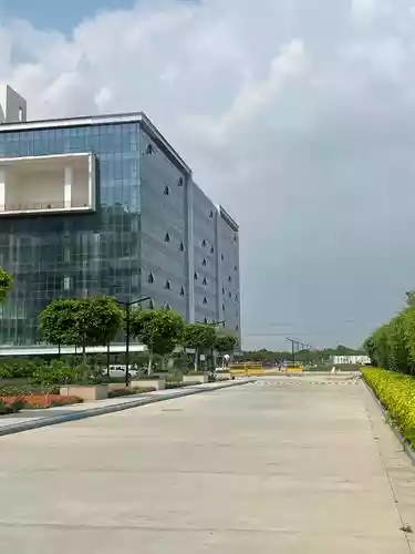 NSL Tech Zone IT SEZ