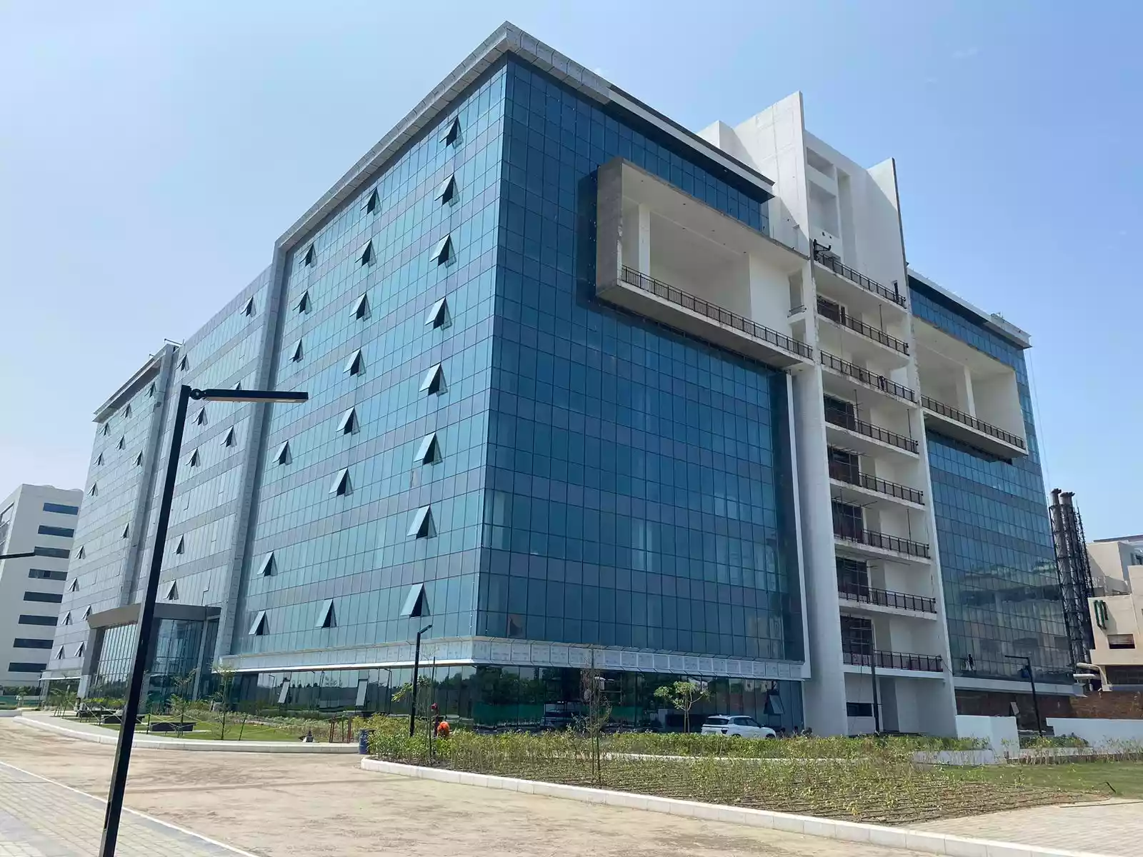 NSL Tech Zone IT SEZ