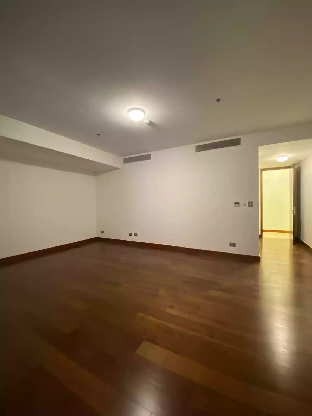 Two Roxas Triangle, Makati City | PH | Cushman & Wakefield