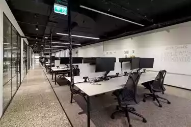 Level 1/9-17 Raglan Street
