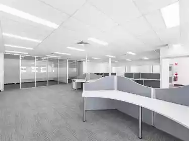 10 Edmondstone Street