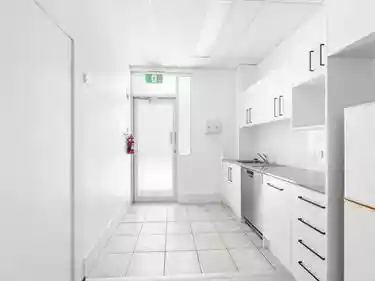 10 Edmondstone Street