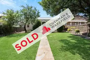 220 Melbourne Street