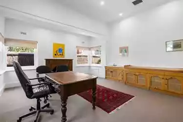 220 Melbourne Street