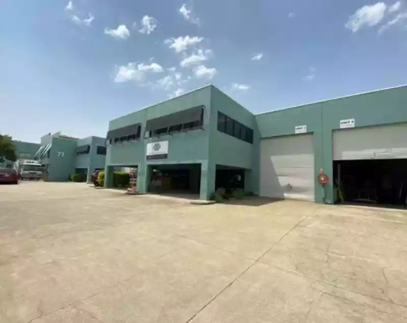 3/77 Riverside Place