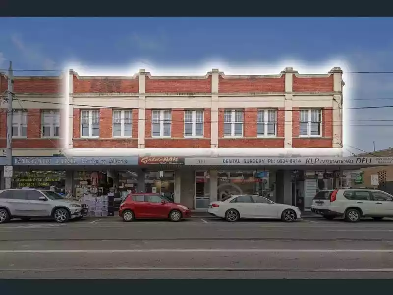 CHARACTER OFFICE WITH PLENTY OF POTENTIAL