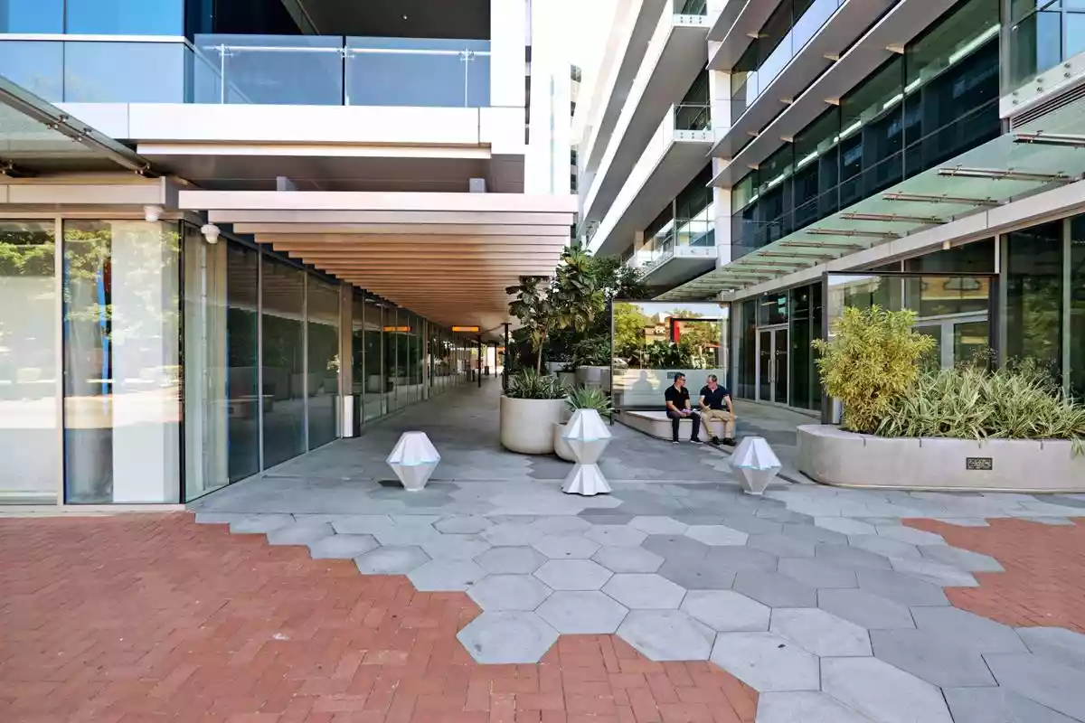500 Hay Street