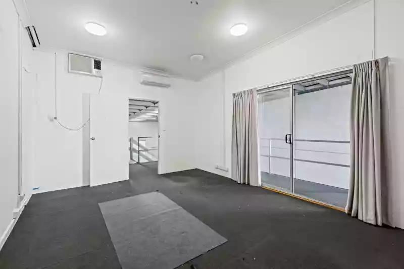 3/94 Delta Street