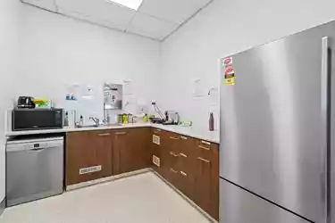 3/333 Queensport Road