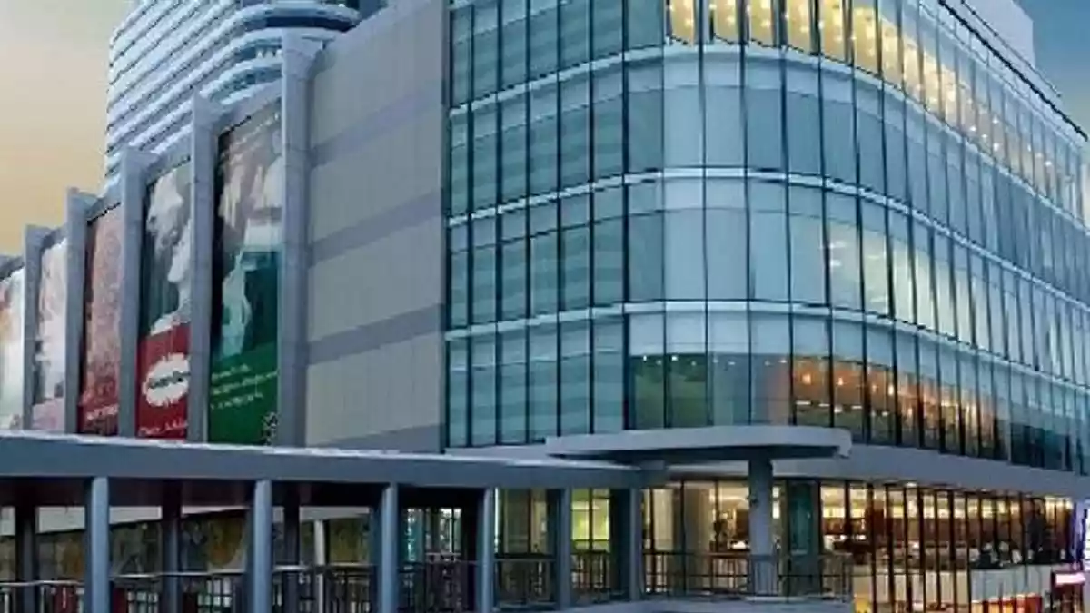 Ploenchit Center