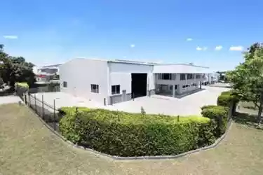 9 Achievement Crescent
