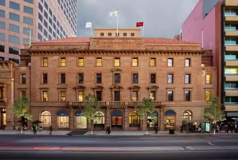 27 Currie Street