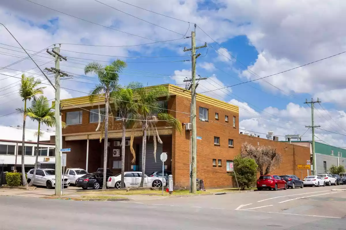 20 Wentworth Street