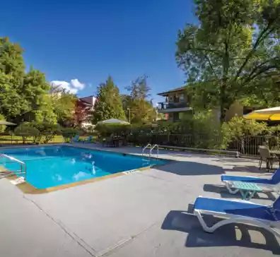 1180 Lansdowne Drive