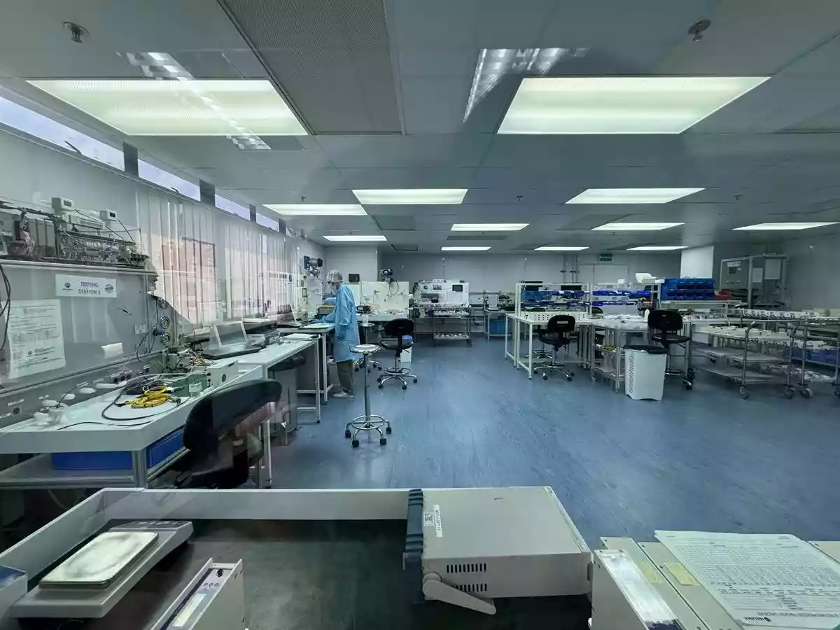 Fully Fitted B2 Industrial Unit With ISO Class 6 Cleanroom, Workstations & Meeting Rooms