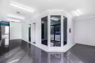4/77 Riverside Place