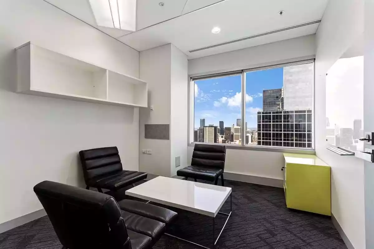 2 Lonsdale Street