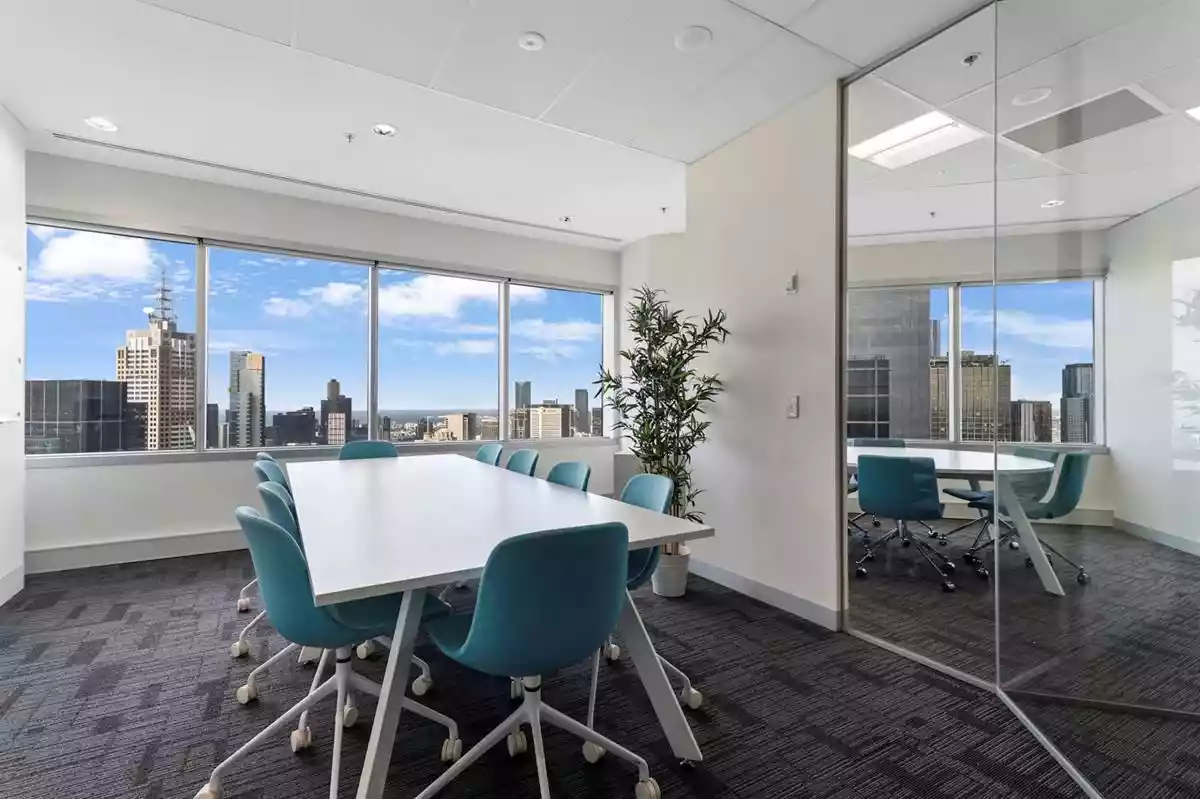 2 Lonsdale Street