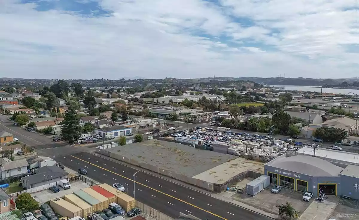 Vallejo - Land