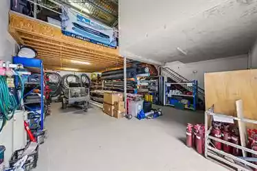 14/10 Depot Street