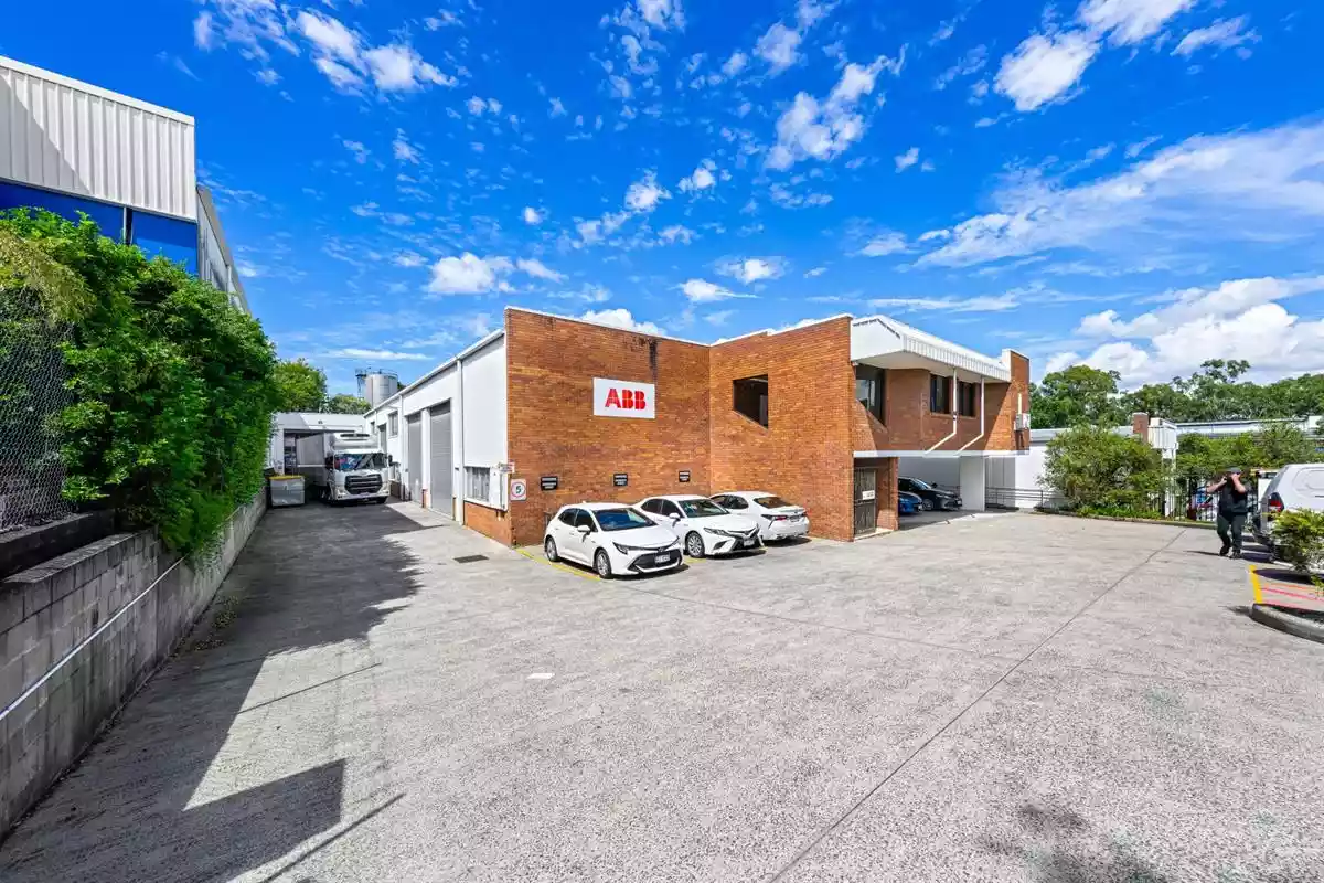 1&2/40 Container Street
