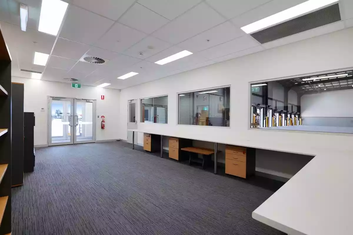 Tenancy 4/2 Bannister Road