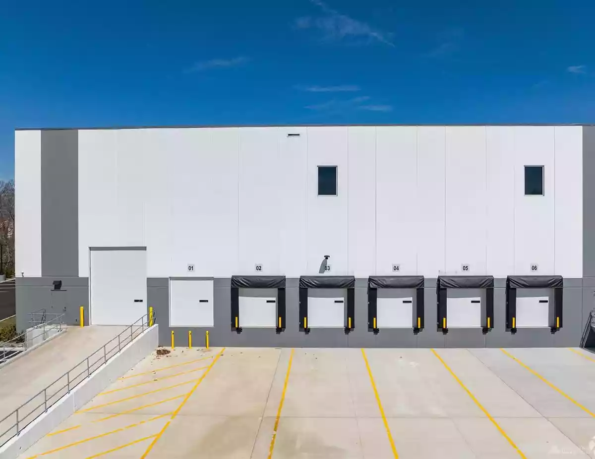 Woodbury - Warehouse/Distribution