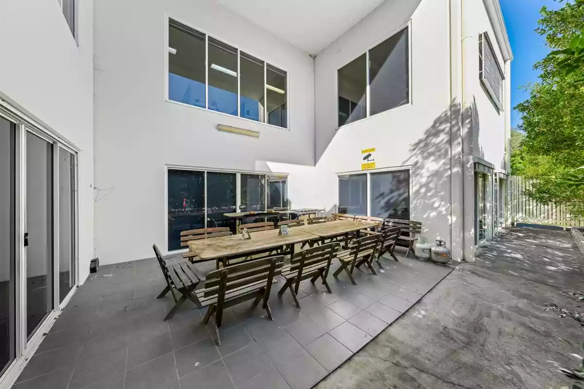 93 Wolston Road