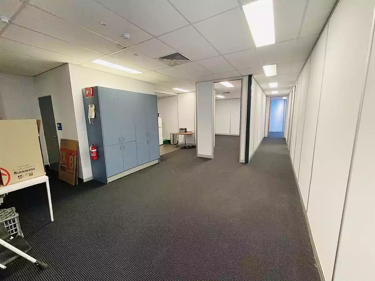 13a/8 Metroplex Avenue