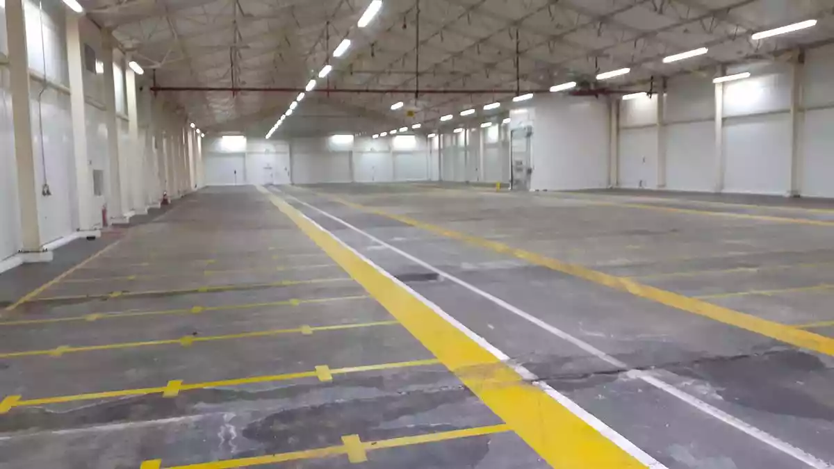 Andira - Warehouse/Distribution