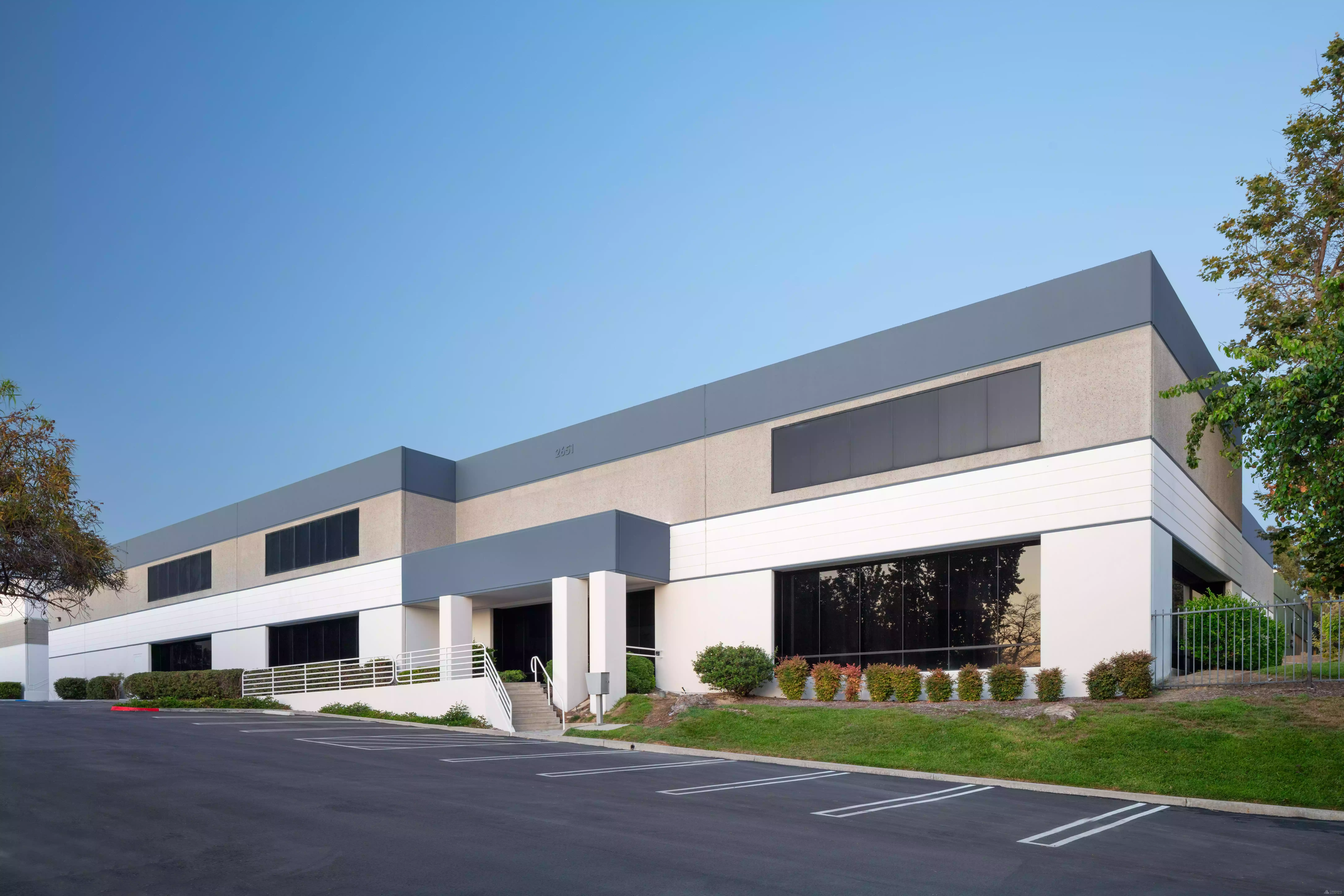 Oak Ridge Business Center - Bldg. B