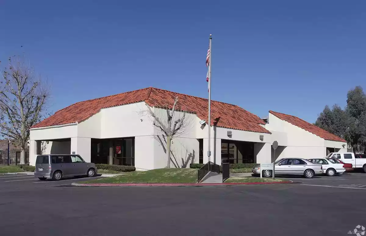 Lake Elsinore - General Retail