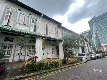 Freehold Residential Shophouse in Emerald Hill Conservation Area